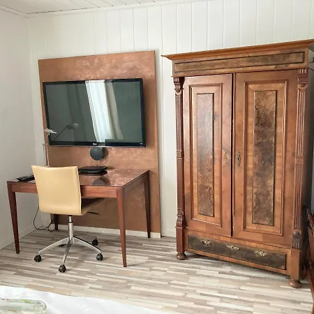 Gnaden- Und Saale Wittgenstein In The Middle Of Gar Nix Apartment *