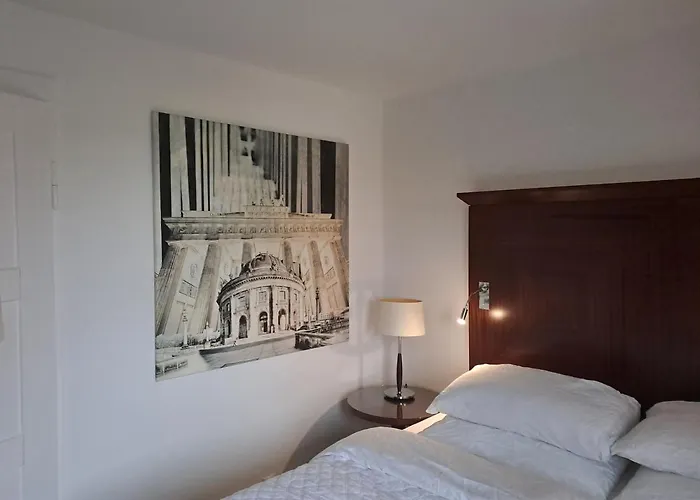 Gnaden- Und Saale Wittgenstein In The Middle Of Gar Nix Apartamento