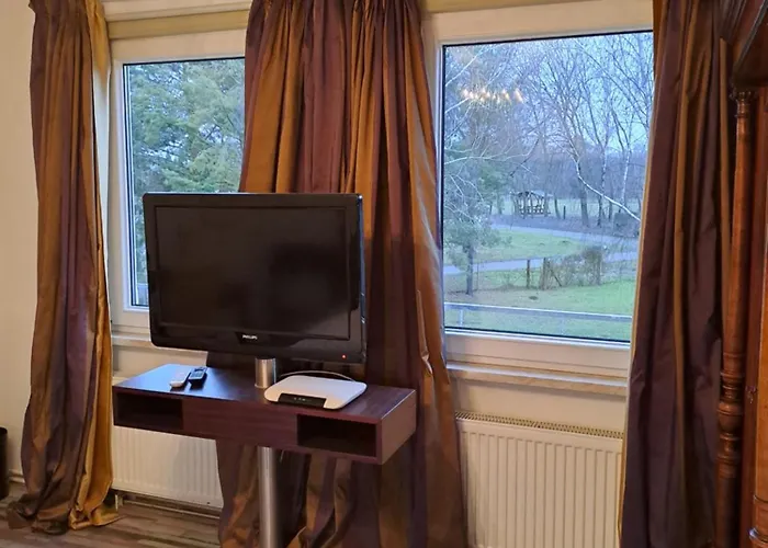 Gnaden- Und Saale Wittgenstein In The Middle Of Gar Nix *